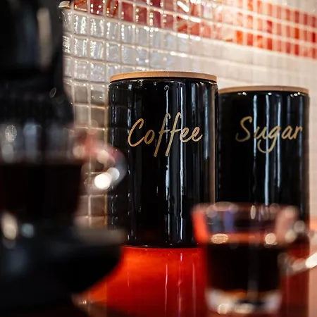 Daire Diamond Of Naxos -chora-