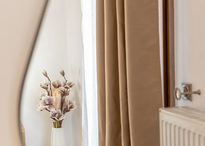 Diamond Of Naxos -chora-